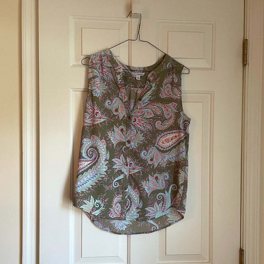 Paisley button-down sleeveless blouse
